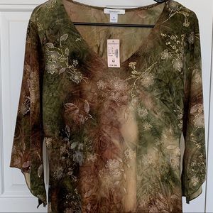 NWT! Glittery 3/4 Sleeve Top